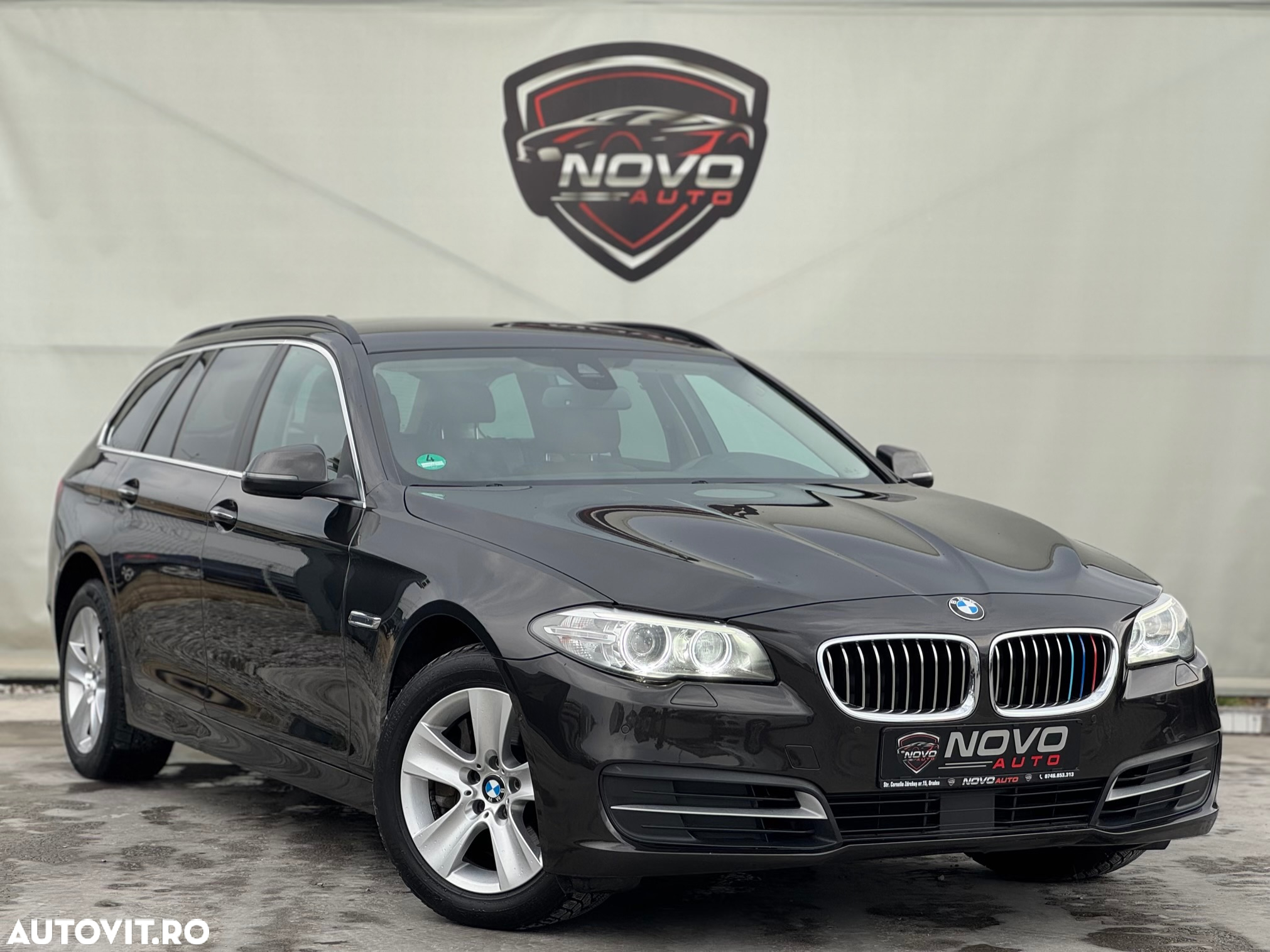 BMW Seria 5 525d xDrive Touring Aut. Luxury Line - 2