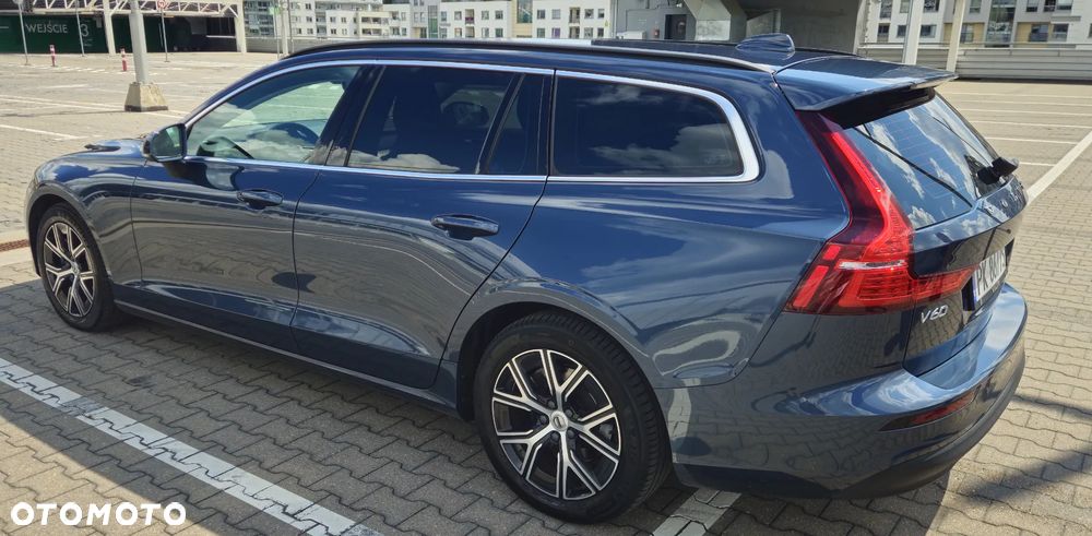 Volvo V60 B4 D Plus Dark - 8