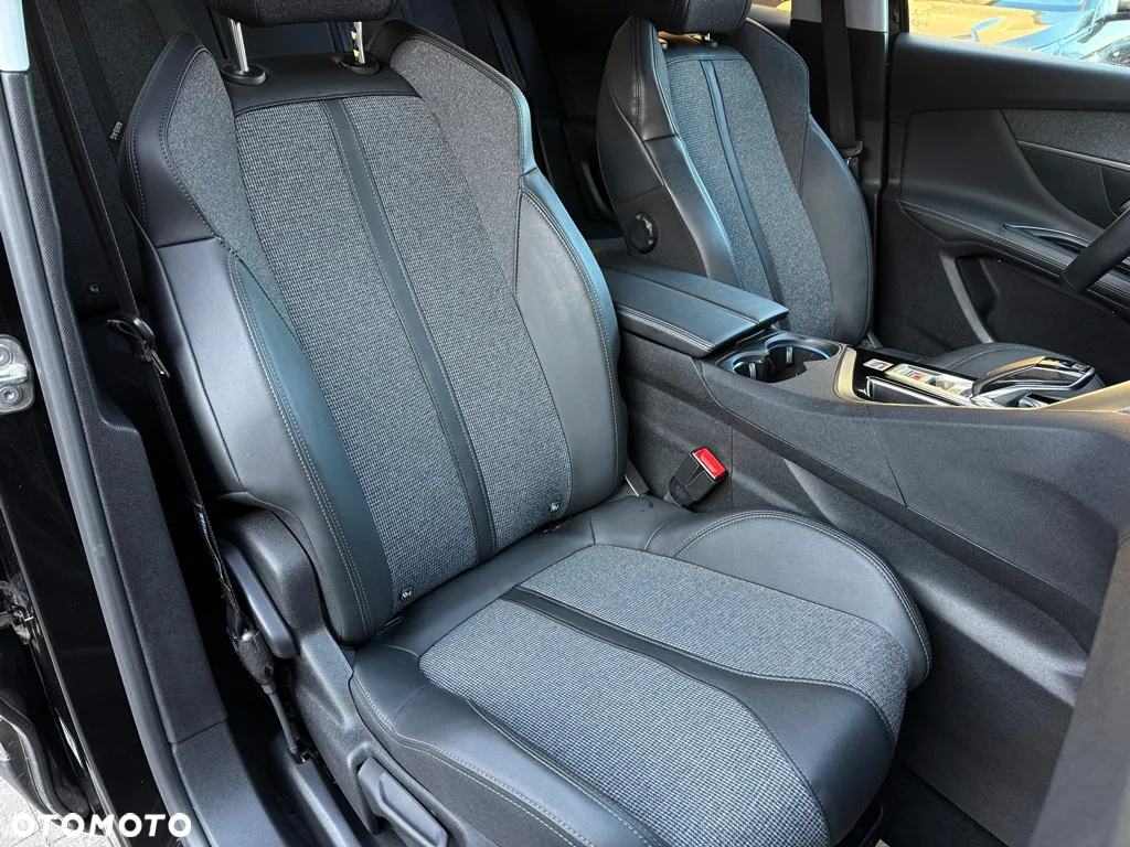 Peugeot 3008 1.5 BlueHDi Allure S&S EAT8 - 35
