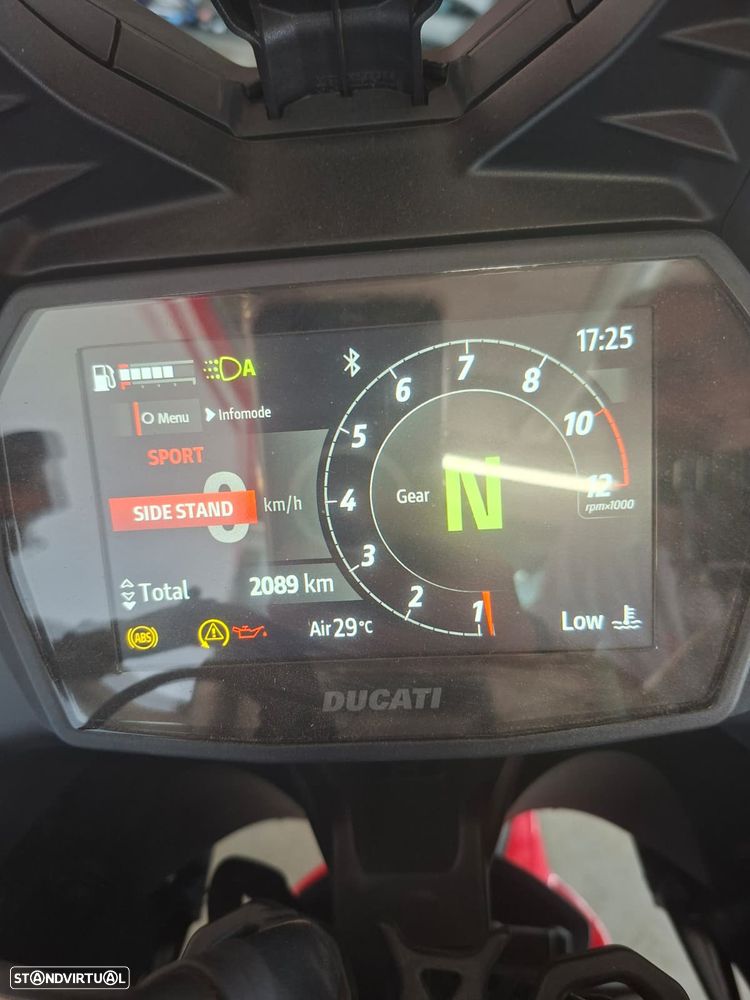 Ducati Multistrada V2 S - 13