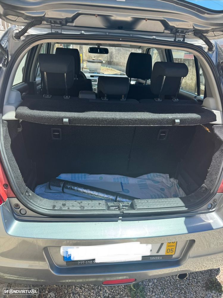 Suzuki Swift - 8
