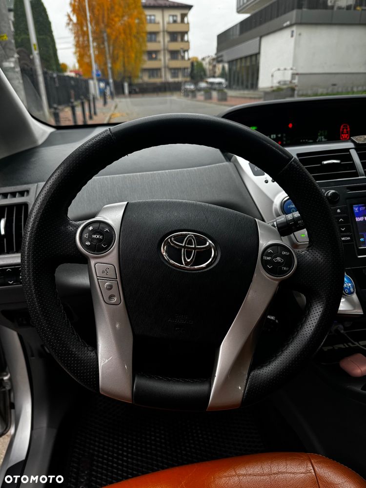 Toyota Prius+ 1.8 HSD Premium - 15
