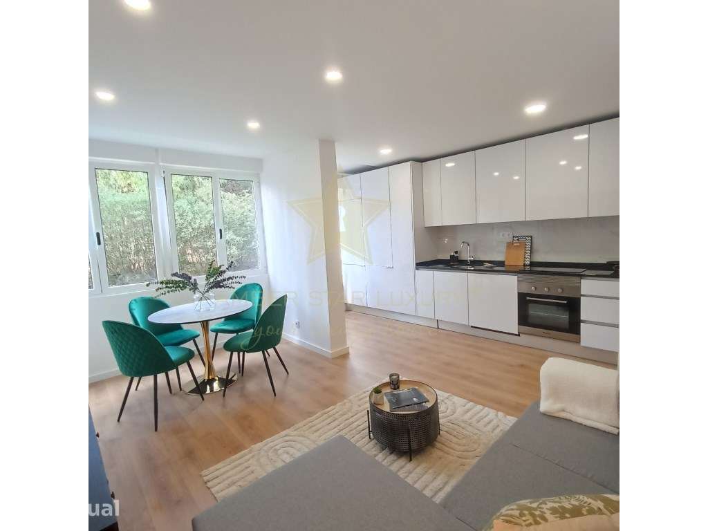 Apartamento T3 em Benfica perto de superfície comercial - Grande imagem: 2/5