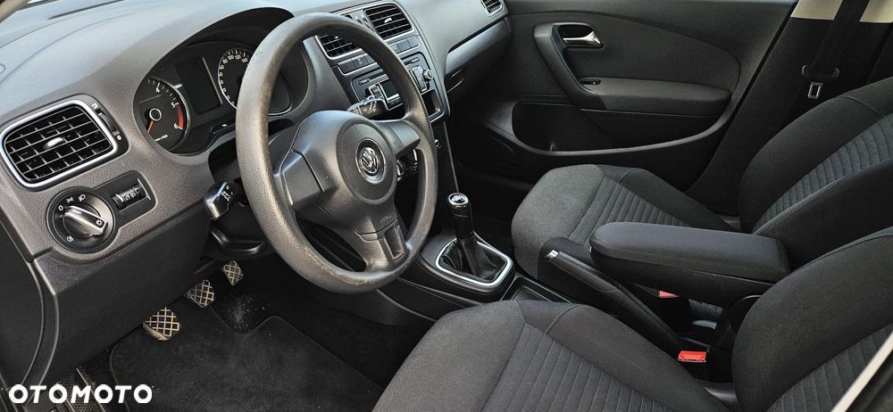 Volkswagen Polo - 19