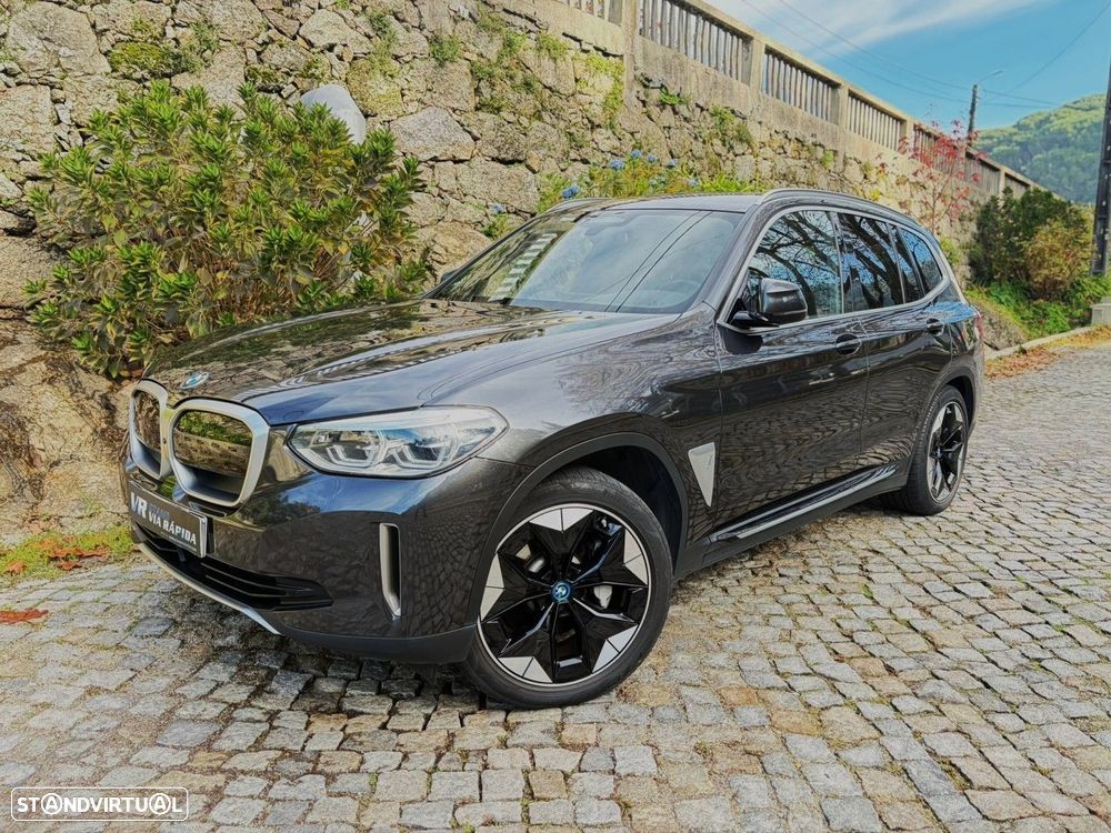 BMW iX3 Impressive - 1