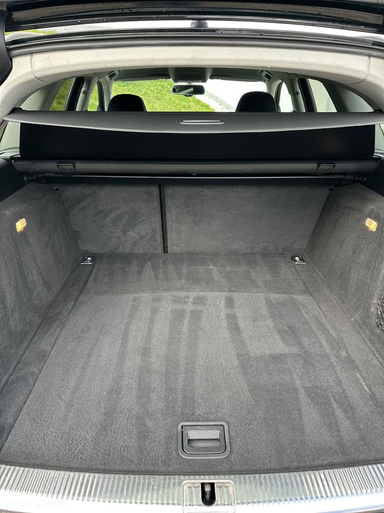 Audi A4 Avant 2.0 TDI DPF quattro Attraction - 23