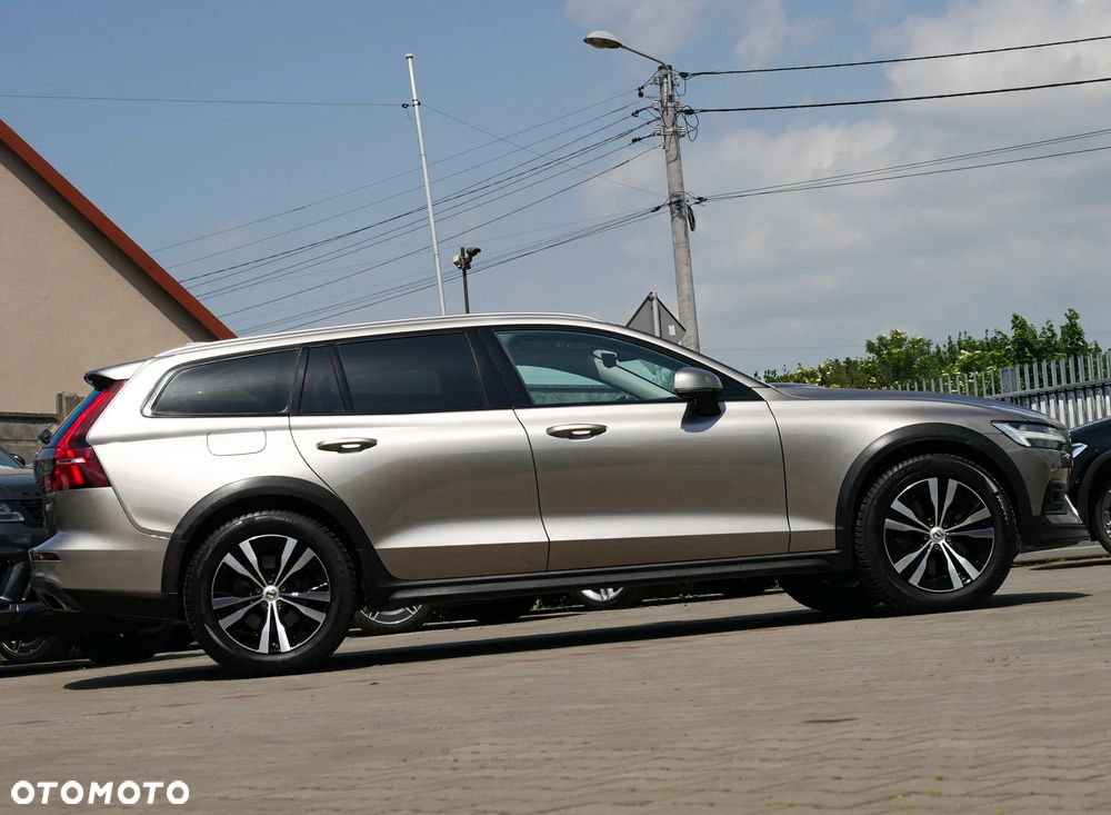 Volvo V60 Cross Country D4 AWD Geartronic Pro - 7