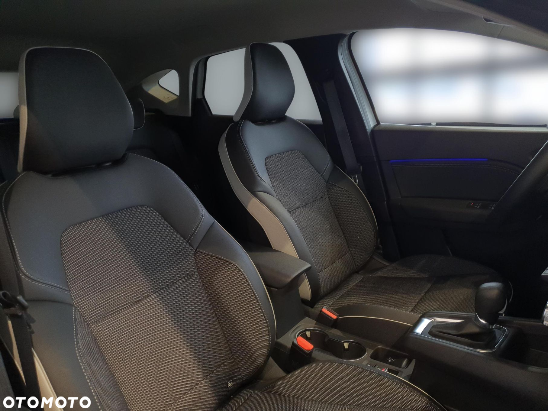 Renault Captur - 23