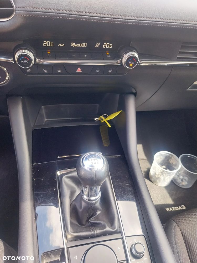 Mazda 3 - 18