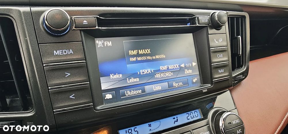 Toyota RAV4 2.2 D-CAT Premium - 37