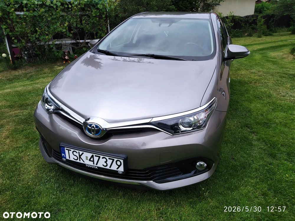 Toyota Auris - 1