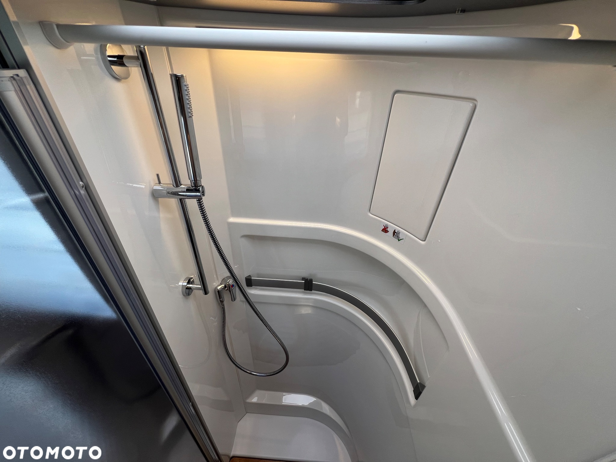 Hymer-Eriba KAMPER HYMER BMC I 690 - 25