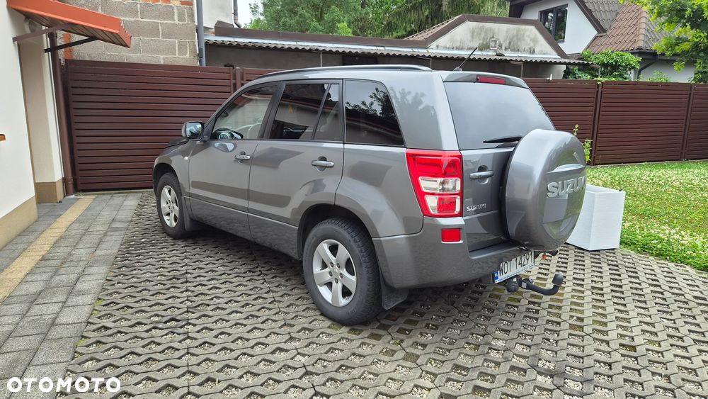 Suzuki Grand Vitara 2.0 Comfort - 5