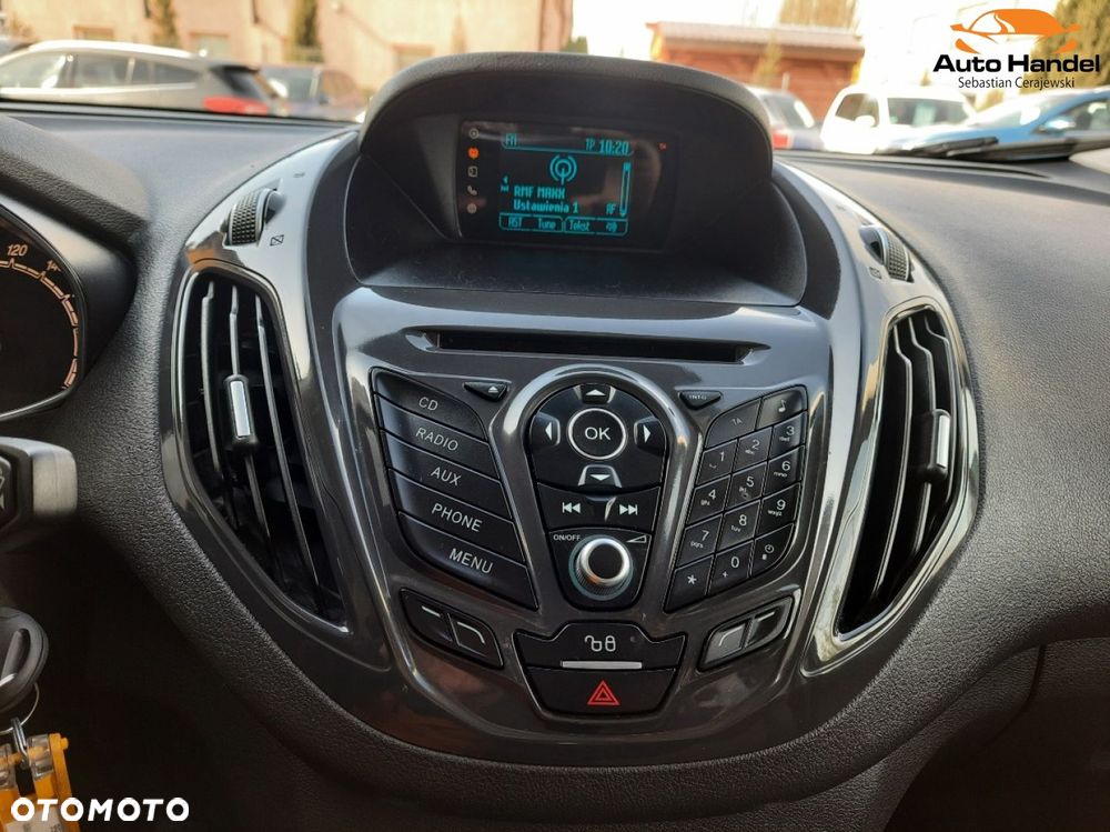 Ford Tourneo Courier - 19