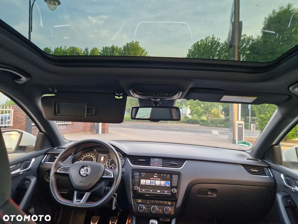 Skoda Octavia 2.0 TDI RS - 21