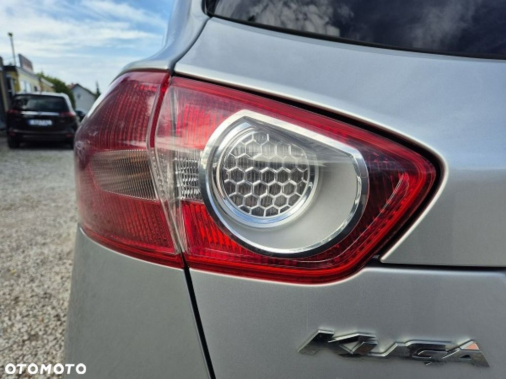 Ford Kuga - 13