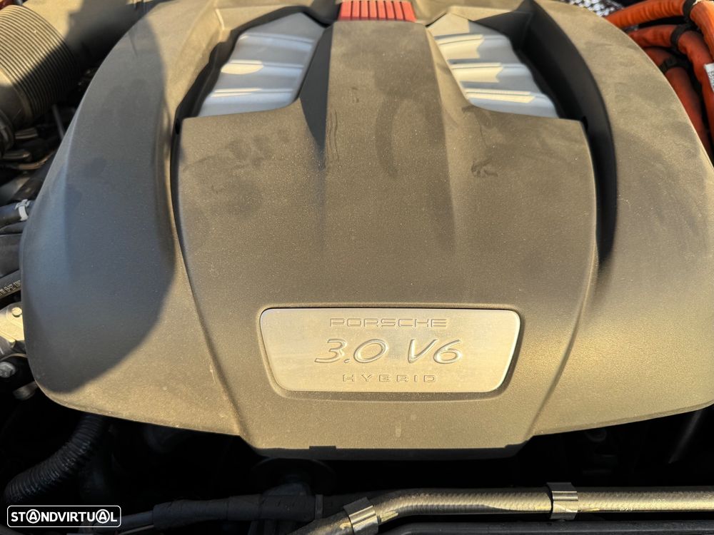 Porsche Cayenne S - 19