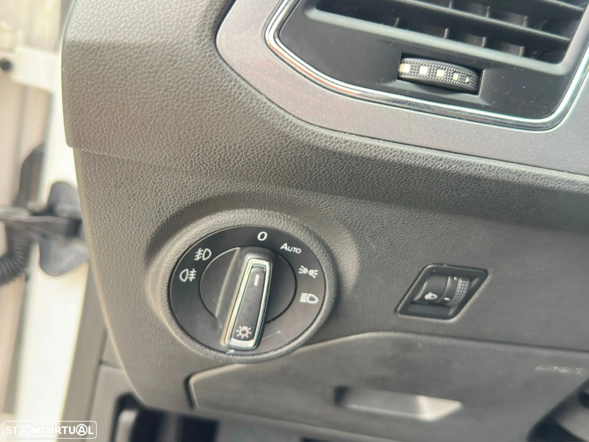 SEAT Leon 1.6 TDI E.Style by Sport - 9