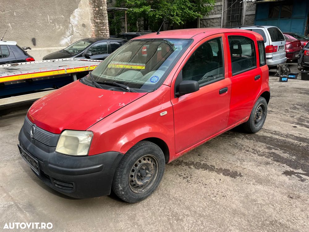 Dezmembrez Fiat Panda 2005 rosu benzina - 2