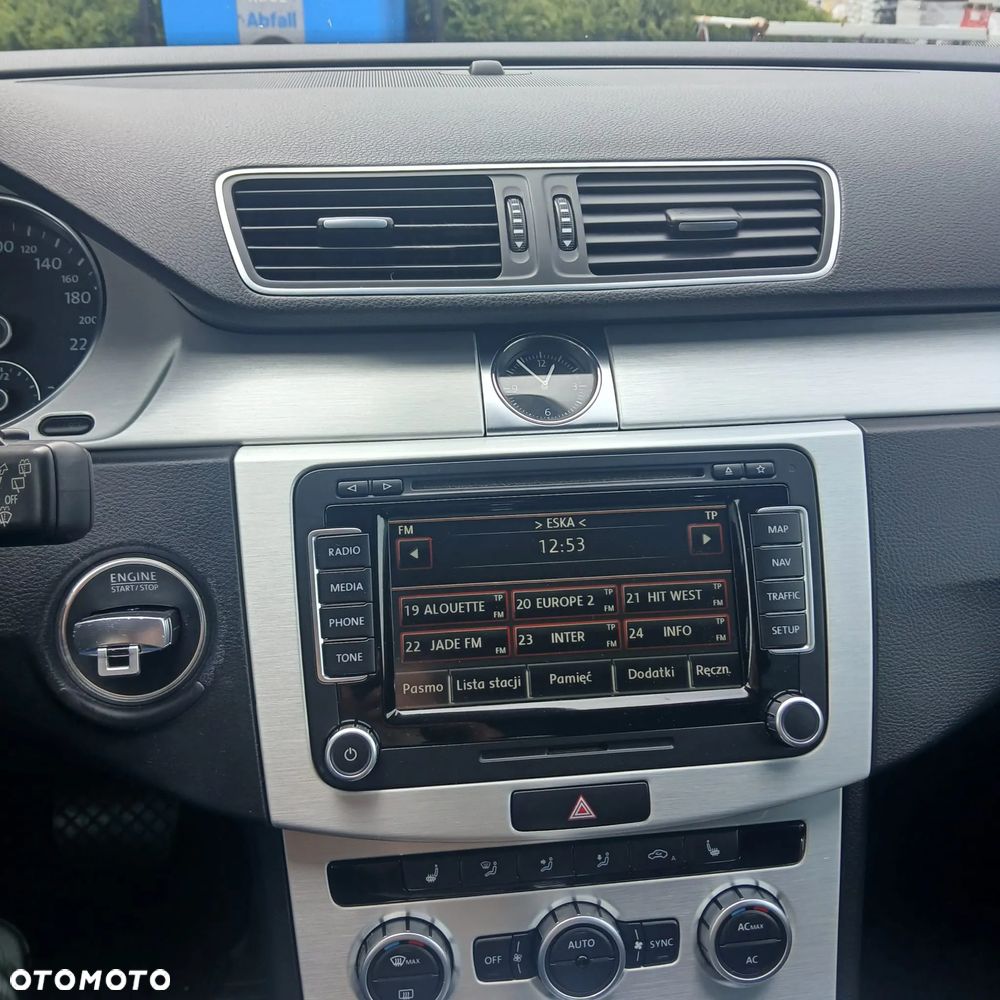 Volkswagen Passat 2.0 BlueTDI DSG SCR Business Edition - 22