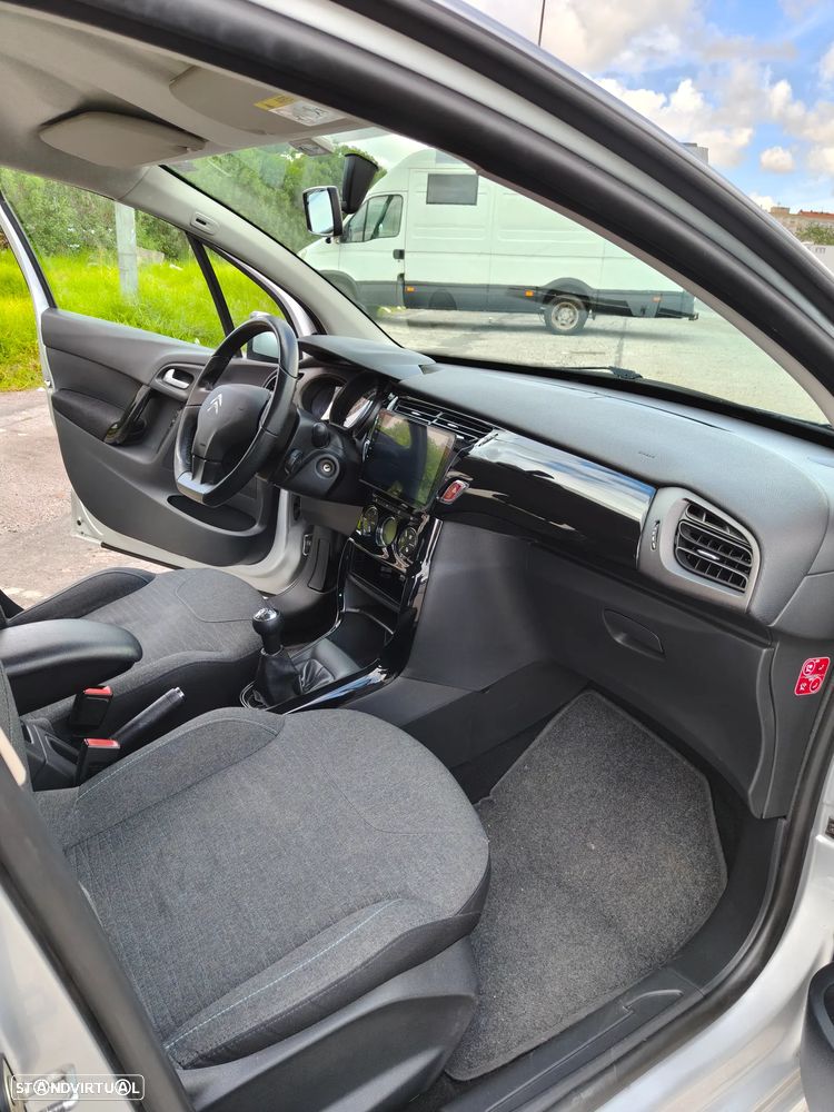 Citroën C3 1.2 PureTech Collection - 23