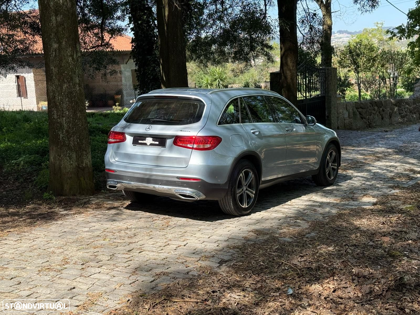 Mercedes-Benz GLC 220 d 4Matic 9G-TRONIC AMG Line - 8