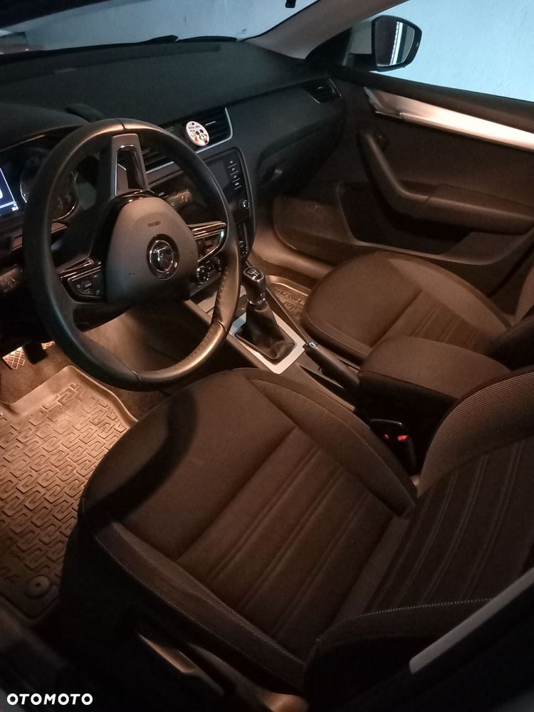 Skoda Octavia - 10