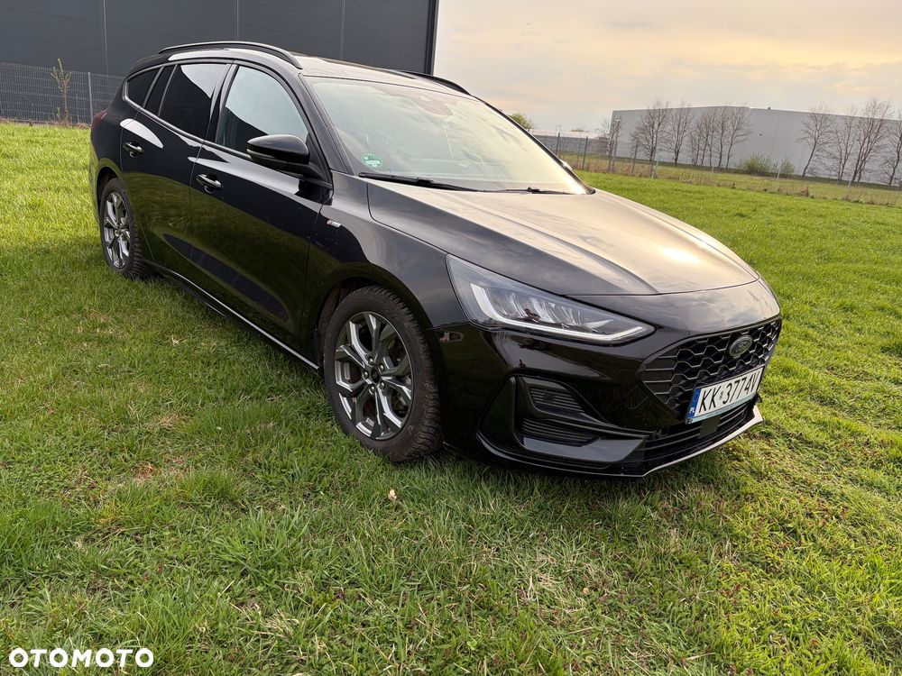 Ford Focus 1.0 EcoBoost Hybrid ST-LINE - 2