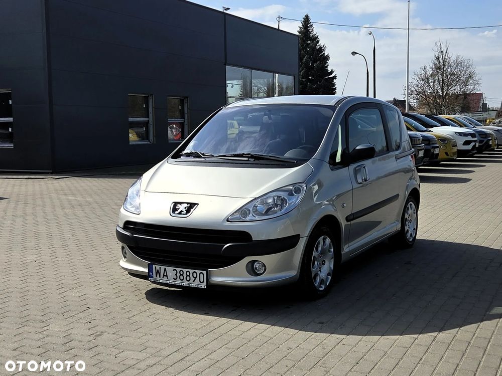 Peugeot 1007 1.4 Trendy - 1
