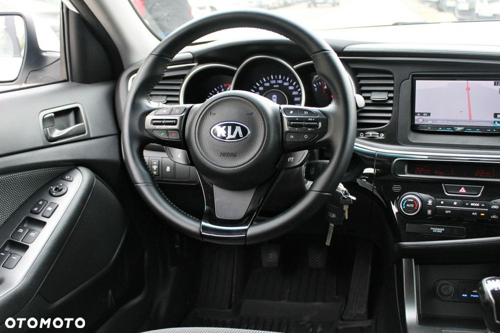 Kia Optima - 12