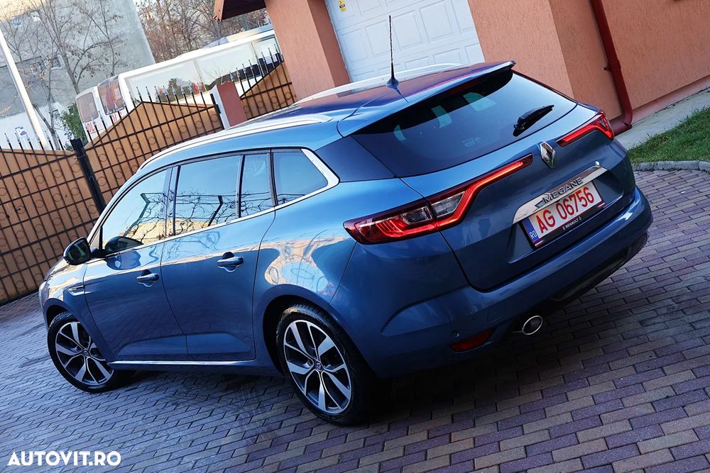 Renault Megane BLUE dCi 115 BOSE EDITION - 16