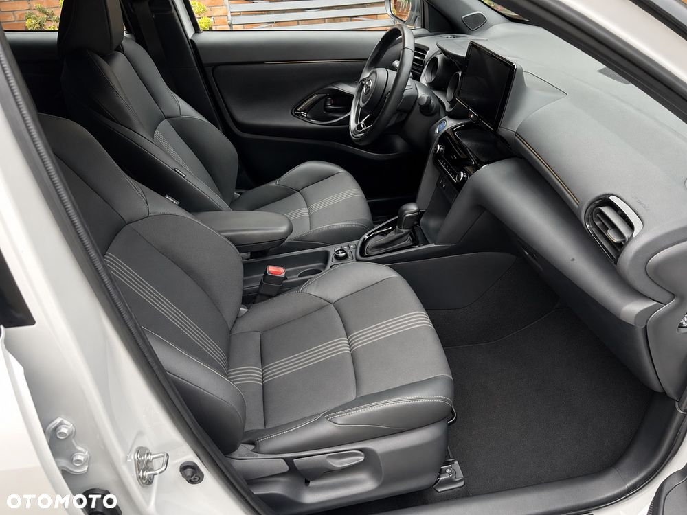 Toyota Yaris Cross Hybrid 1.5 Executive 4x4 - 14
