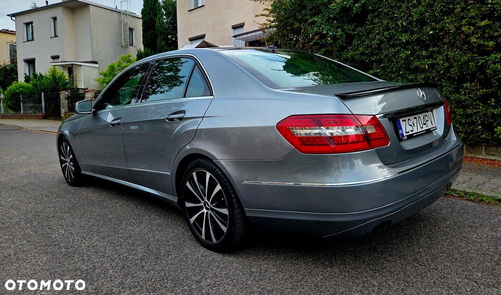 Mercedes-Benz Klasa E 350 CDI BlueEff Elegance - 5