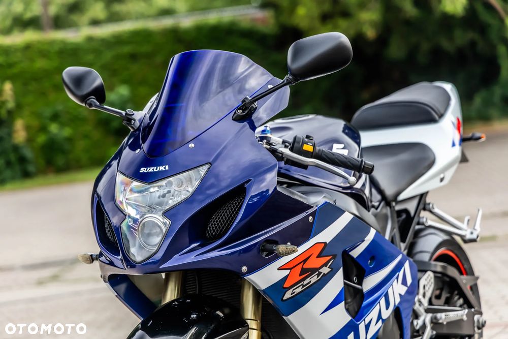 Suzuki GSX-R - 1