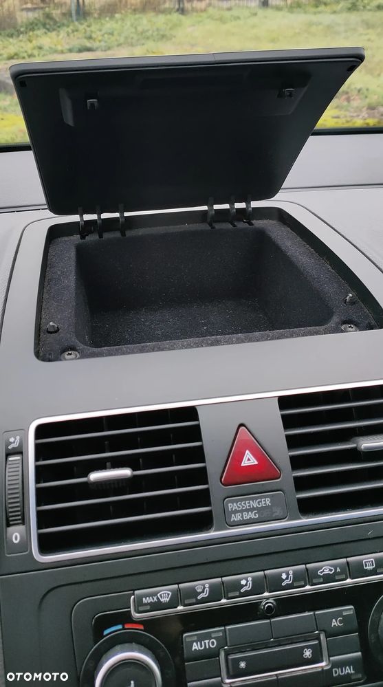 Volkswagen Touran 1.6 TDI DPF Trendline - 14