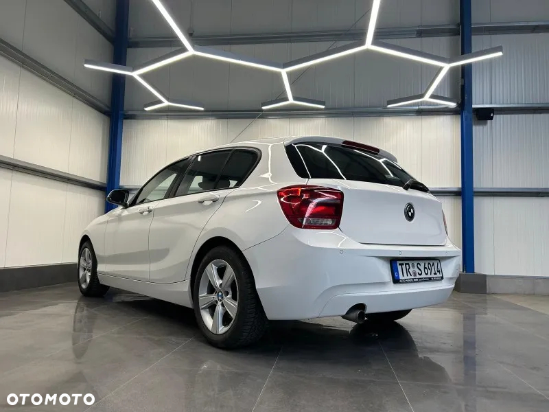 BMW Seria 1 116d - 14