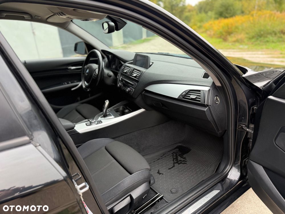 BMW Seria 1 118d Sport Line - 13