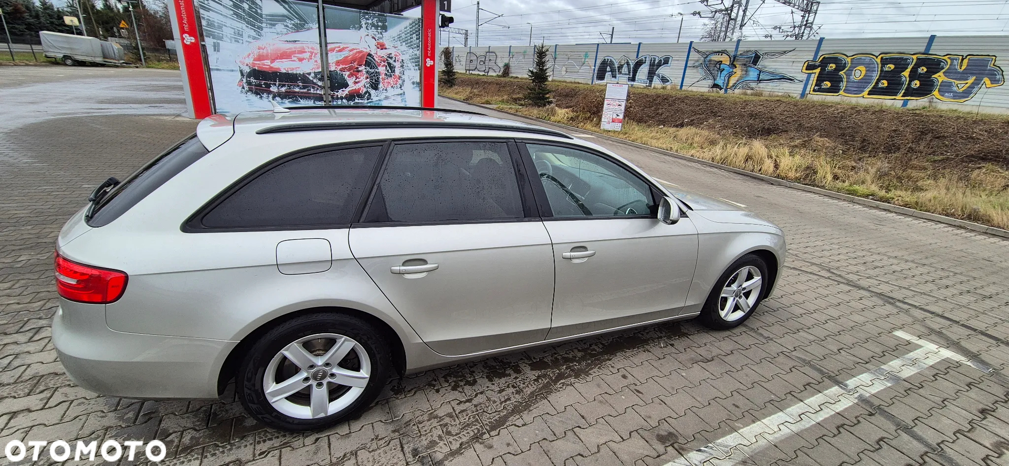 Audi A4 Avant 2.0 TDI 116g DPF Attraction - 5