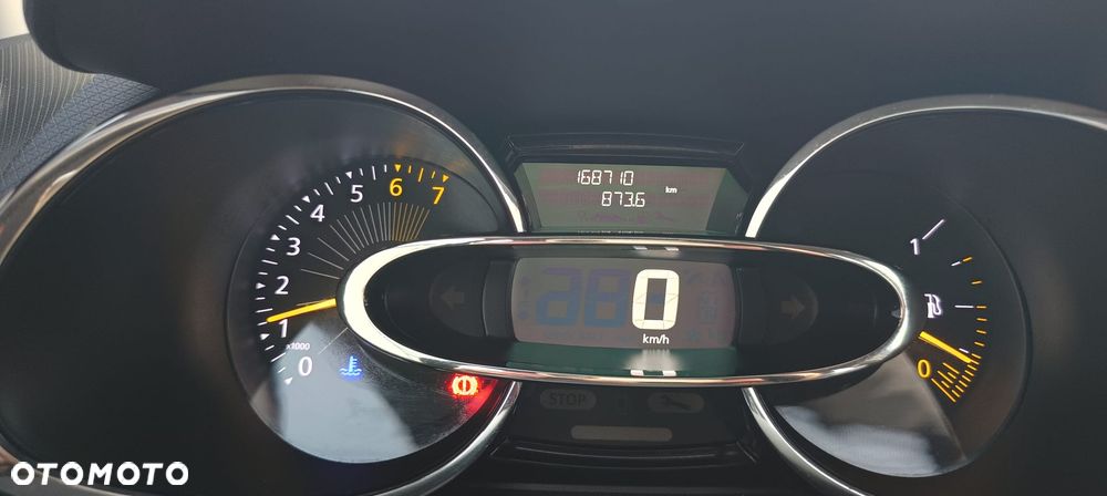 Renault Clio - 17