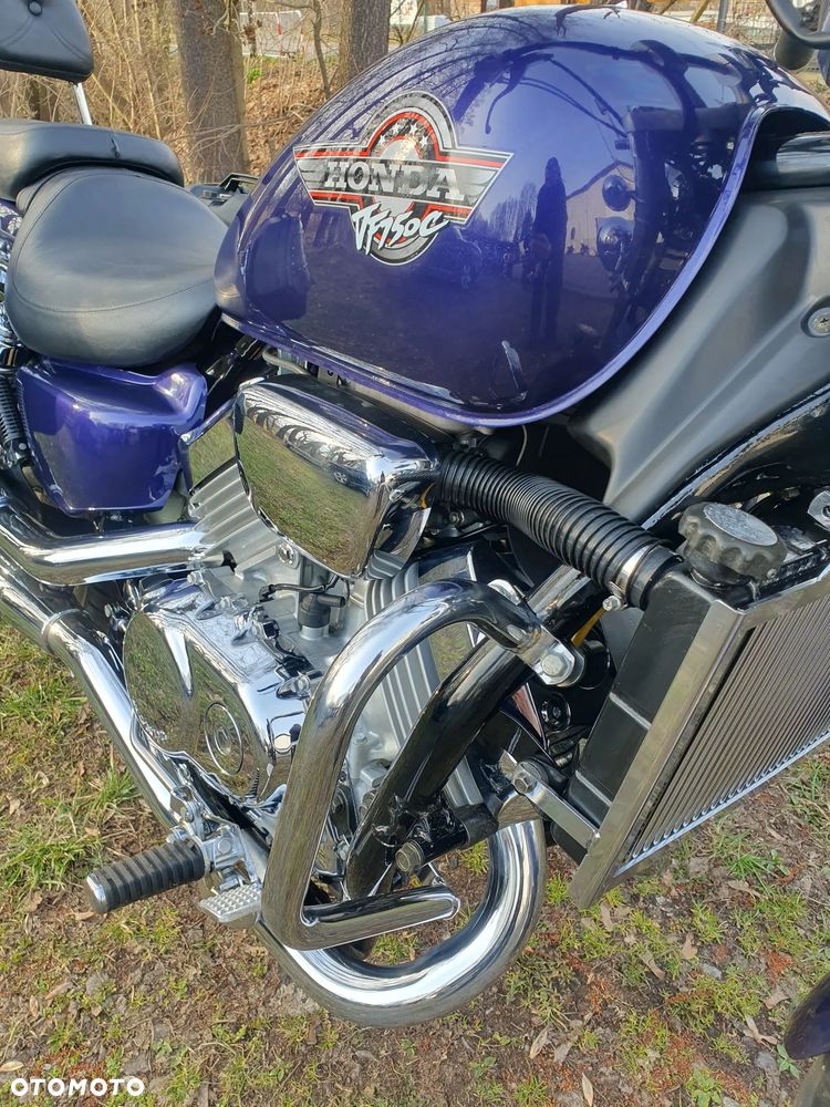 Honda VF - 11