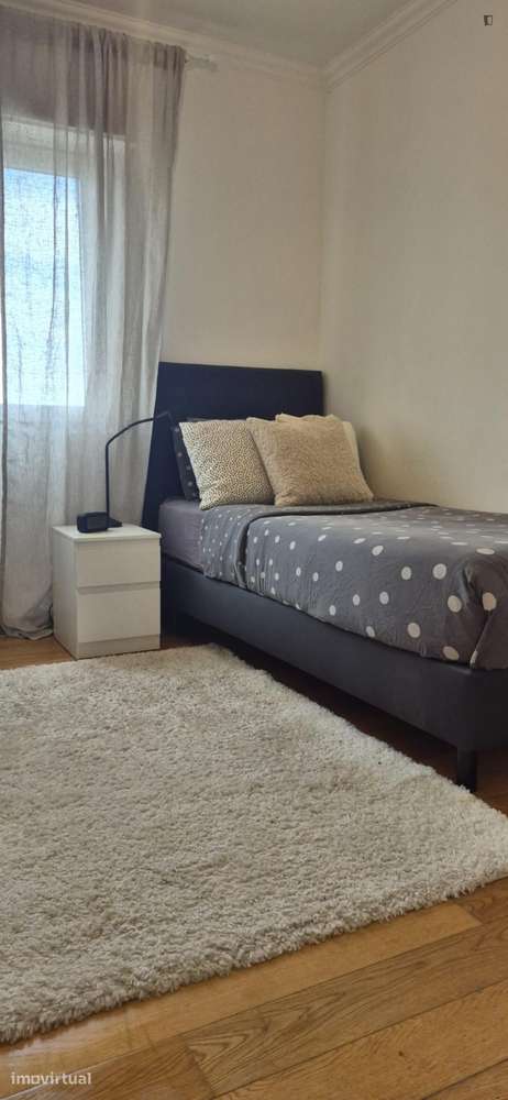Quarto - localizado em Carcavelos Lisbon - Grande imagem: 5/10