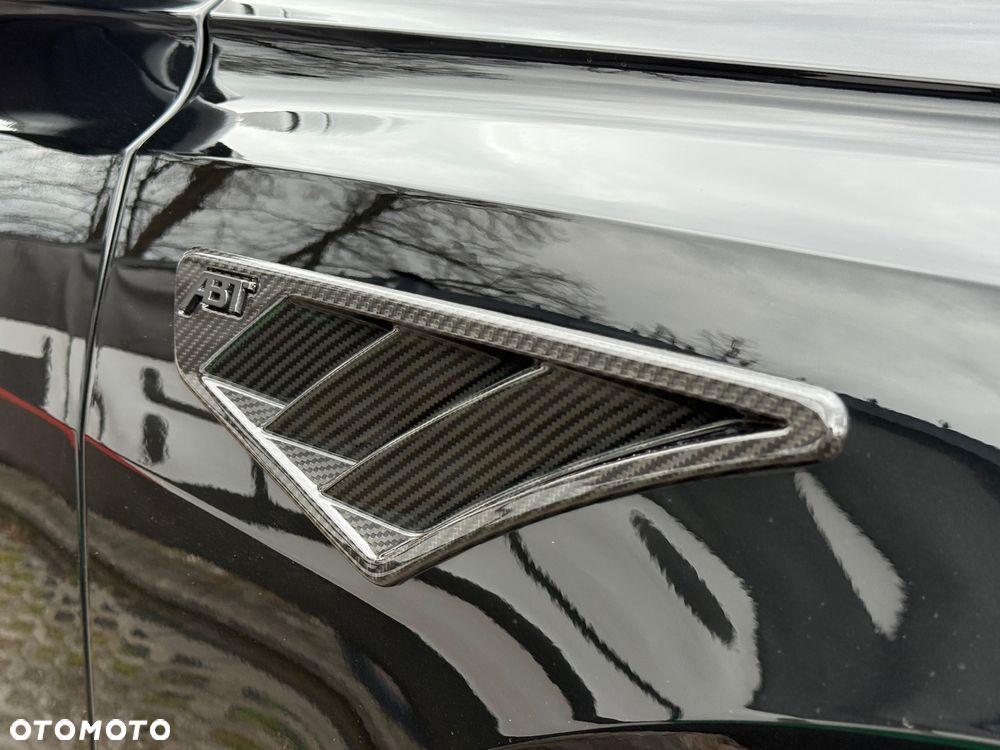 Audi SQ8 - 8