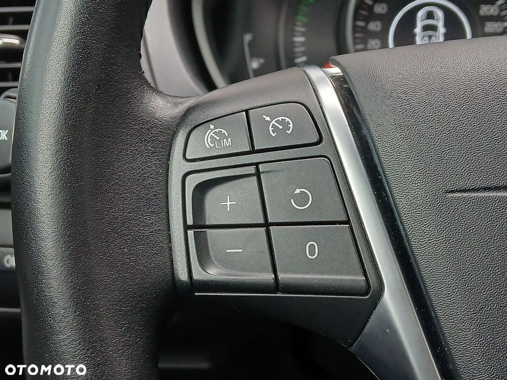 Volvo V40 T3 Drive-E Dynamic Edition - 26