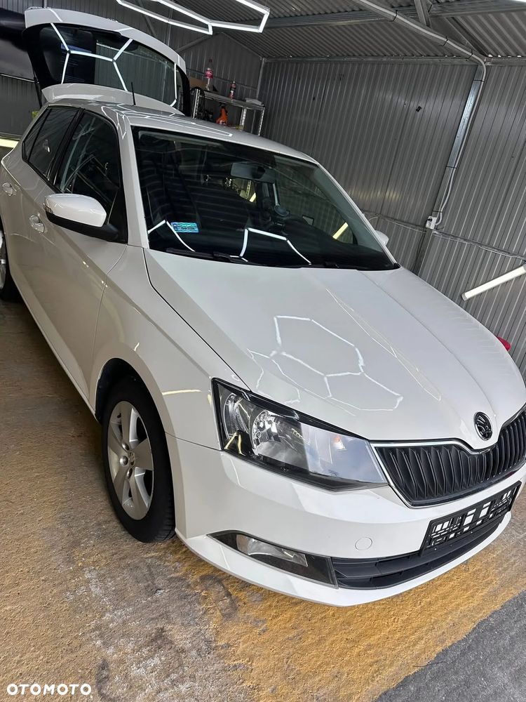 Skoda Fabia - 2