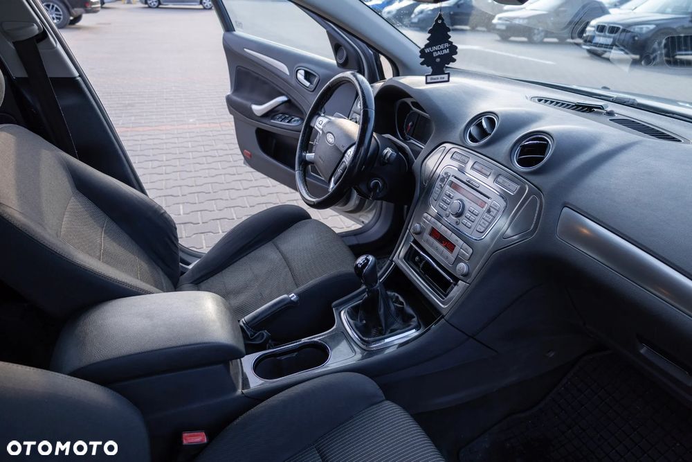 Ford Mondeo 2.0 Titanium - 21