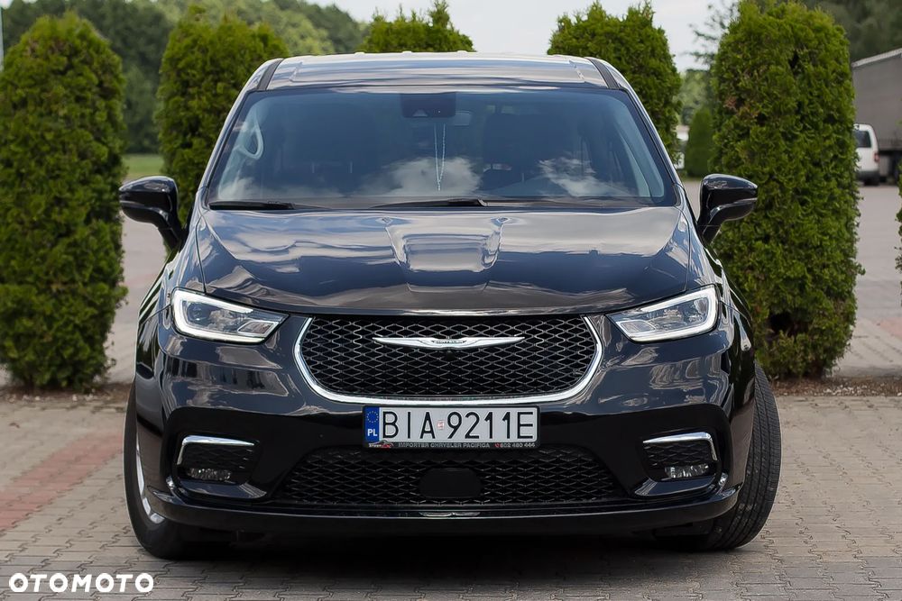 Chrysler Pacifica - 6