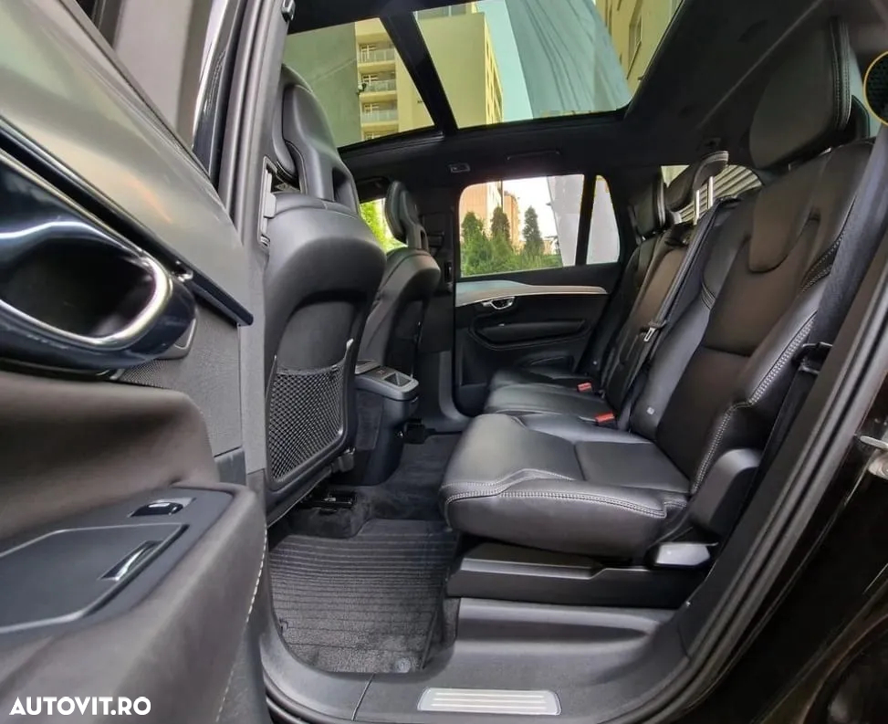 Volvo XC 90 D5 AWD Geartronic Momentum - 16