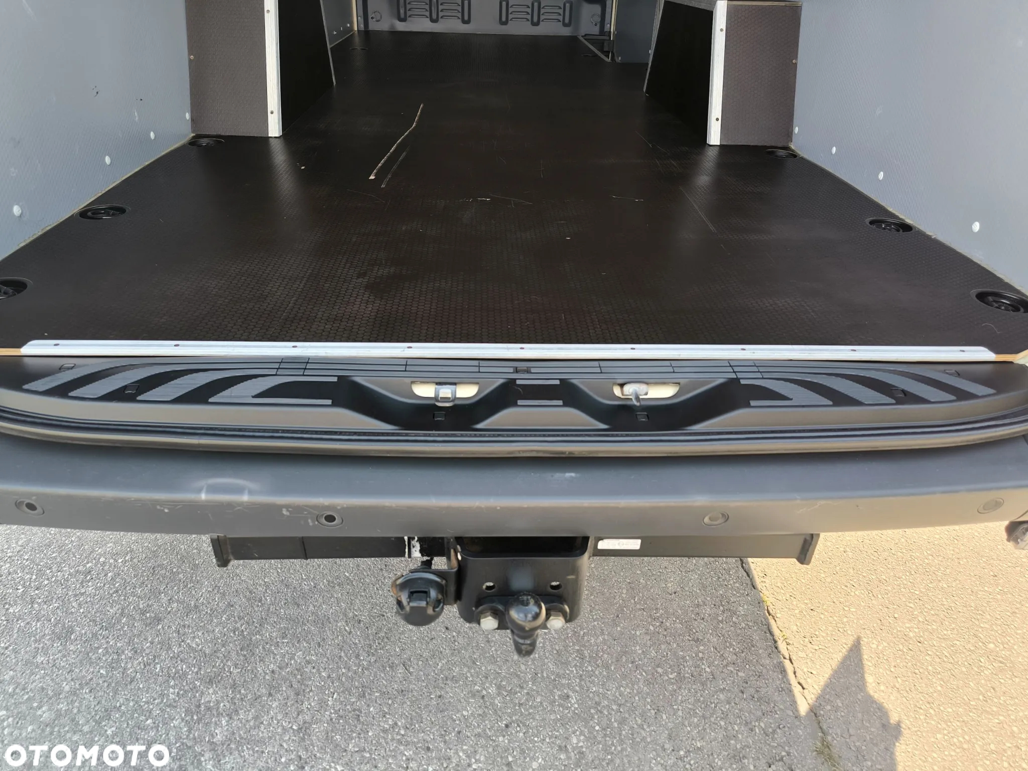 Mercedes-Benz Sprinter - 30