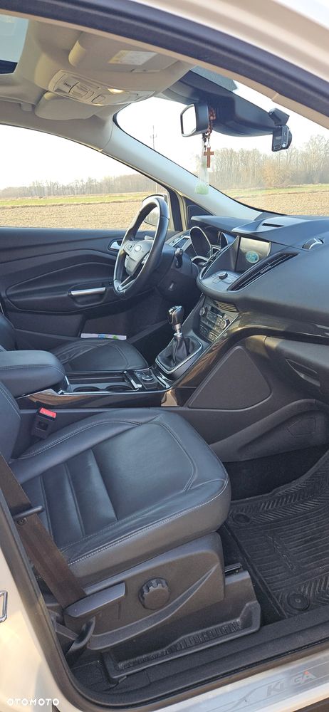 Ford Kuga 2.0 TDCi AWD Titanium - 10