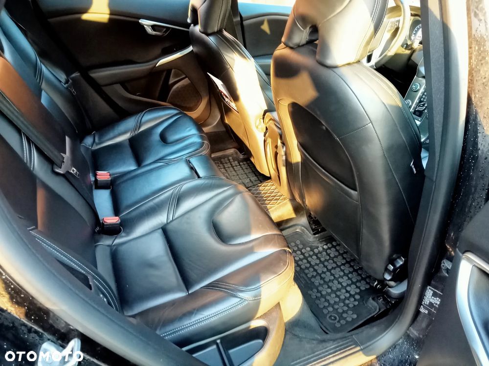 Volvo V40 D2 Summum - 5